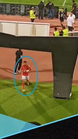 علي معلول أول المغادرين بعد مباراة الأهلي والبنك